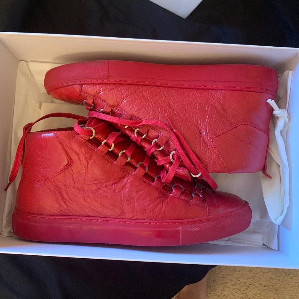 Balenciaga Arena